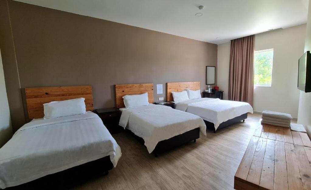 Sg. Paka Hotel Ngoại thất bức ảnh