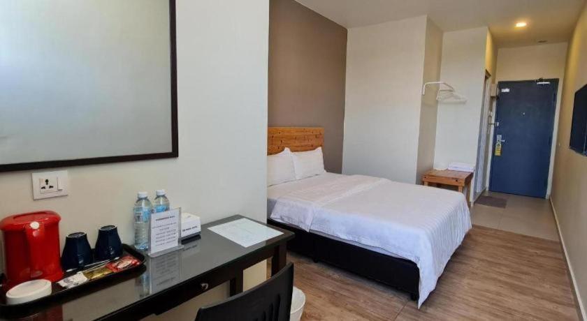 Sg. Paka Hotel Ngoại thất bức ảnh